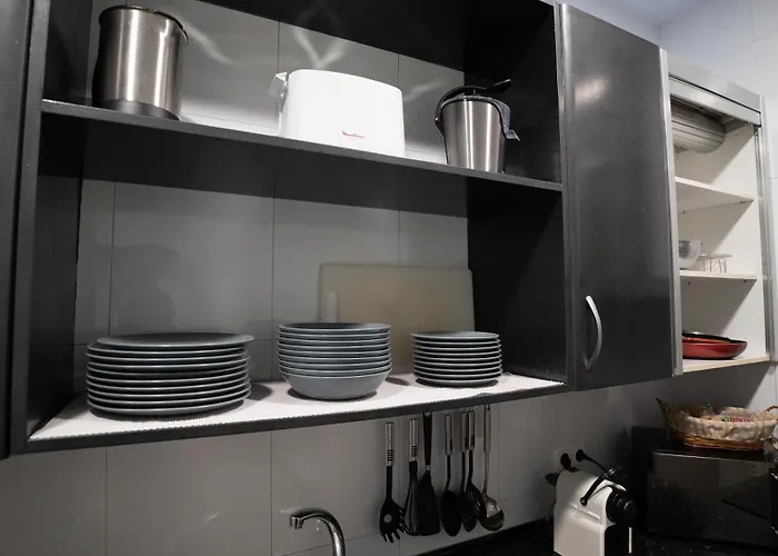 Apartment Centrico, Junto A Estacion De Bus/tren, Y Playas *